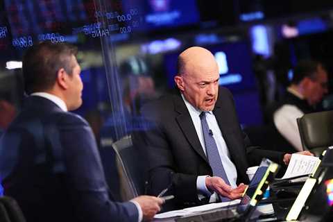 Investing Lessons from Jim Cramer’s Missed Opportunities